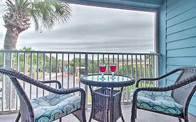 Hilton Head Resort Condo 3 Pools And Beach Access!
